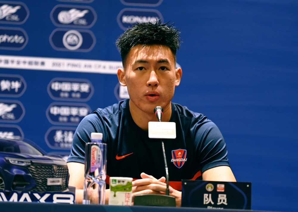 关于斗志昂扬球员表现出色,迎战强敌的信息 关于斗志昂扬球员表现出色,迎战强敌的信息