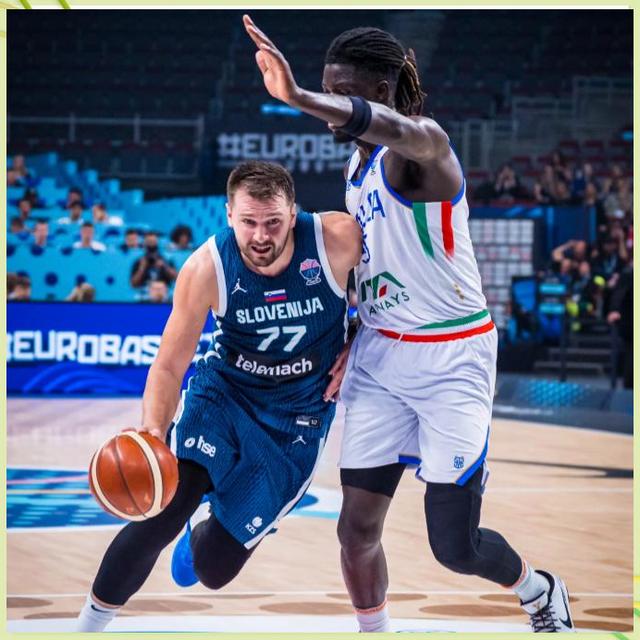 关于意大利成功晋级八强,豪取胜利的信息 关于意大利成功晋级八强,豪取胜利的信息