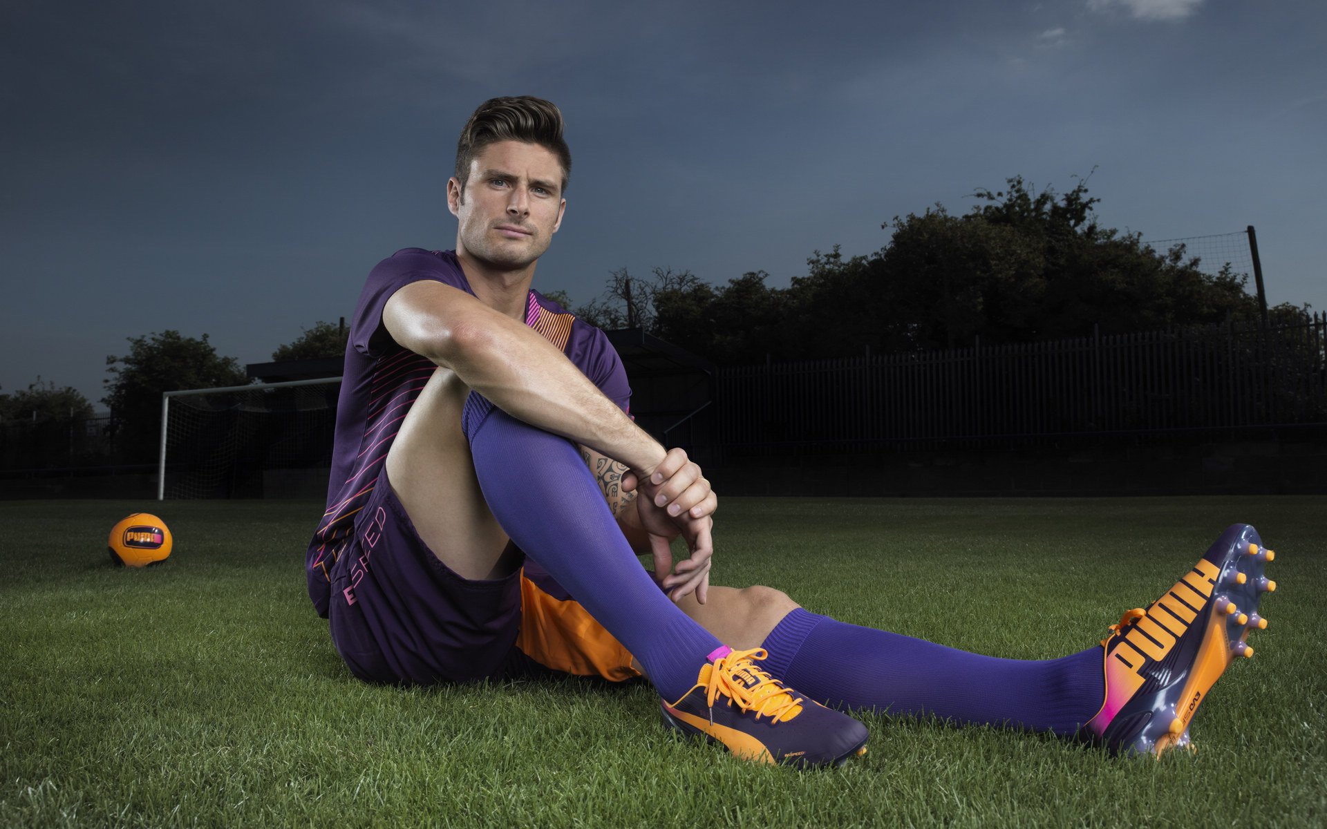 战术革命，萨拉赫如何彻底打爆防线，巴黎式压制如何重塑厄瓜多尔足球